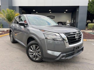 2023 Nissan Pathfinder S