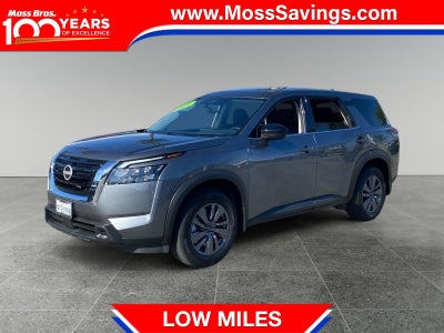 Photo of a 2025 Nissan Pathfinder S 4DR SUV for sale