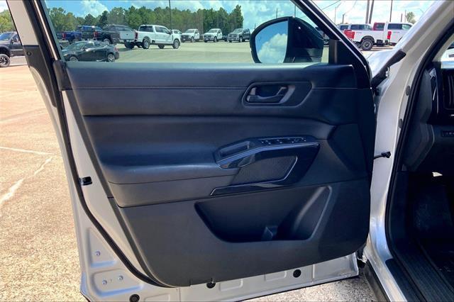 2024 Nissan Pathfinder - $26,250