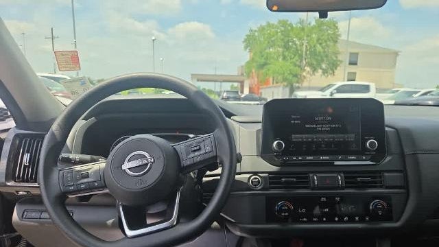 2024 Nissan Pathfinder S