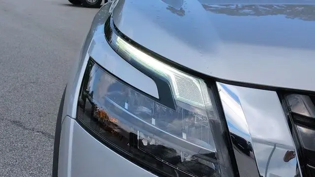 2025 Nissan Pathfinder S