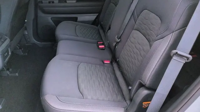 2025 Nissan Pathfinder S