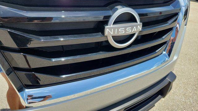 2025 Nissan Pathfinder S