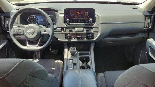 2025 Nissan Pathfinder S
