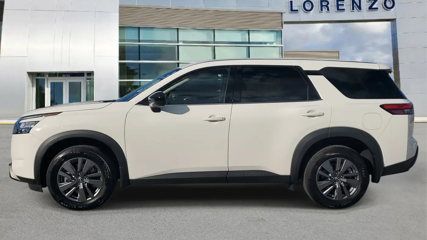 2024 Nissan Pathfinder S