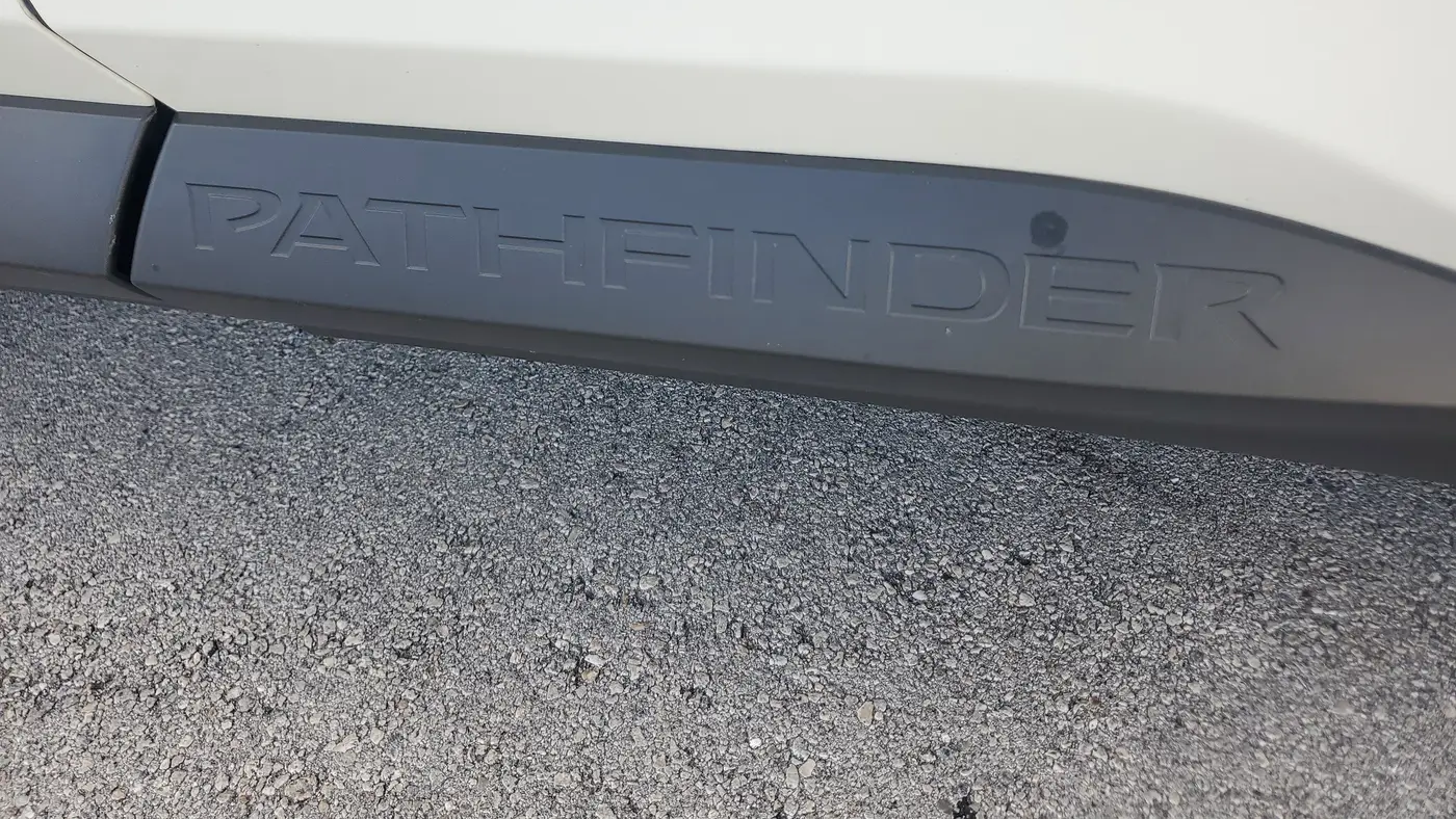 2024 Nissan Pathfinder S