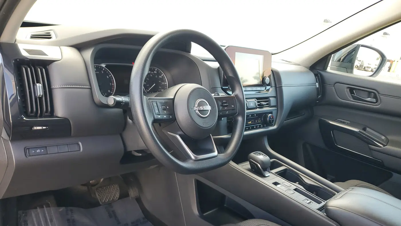 2024 Nissan Pathfinder S