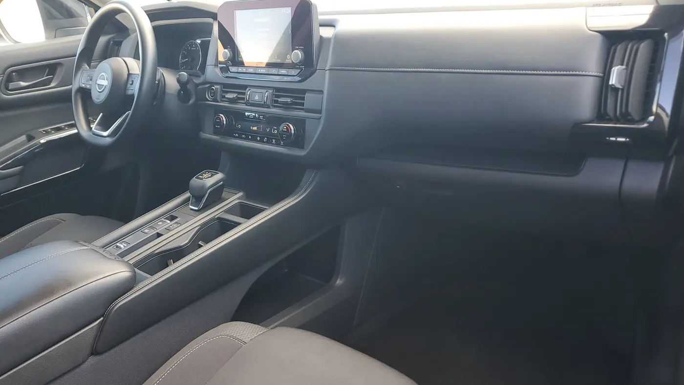 2024 Nissan Pathfinder S