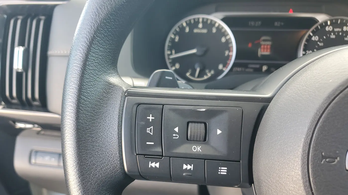 2024 Nissan Pathfinder S
