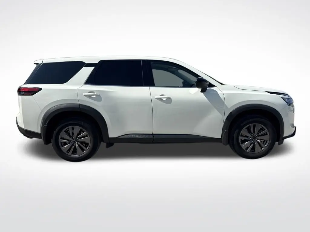 2023 Nissan Pathfinder - $25,497