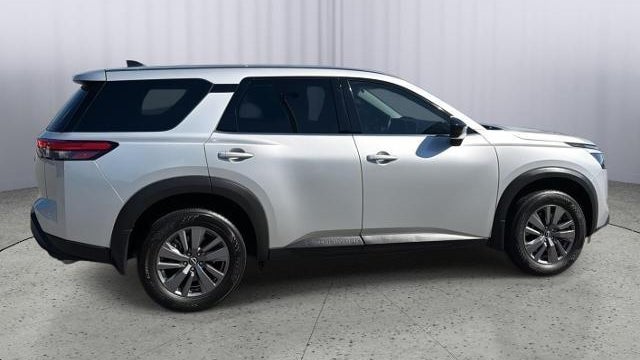 2024 Nissan Pathfinder S
