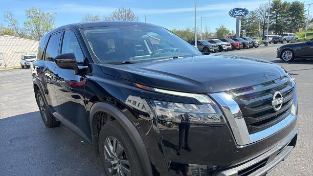 2023 Nissan Pathfinder S