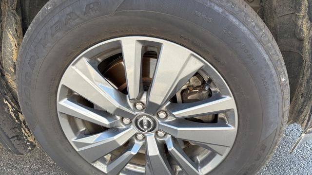 2023 Nissan Pathfinder S