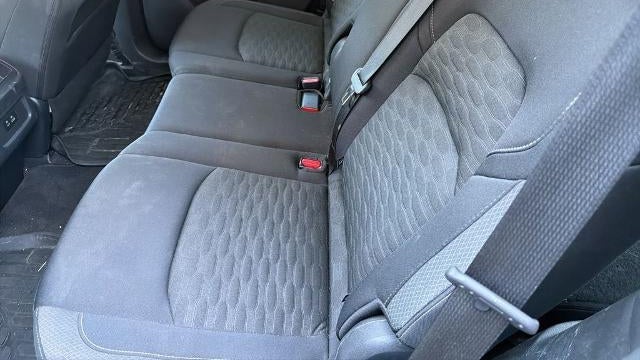2023 Nissan Pathfinder S