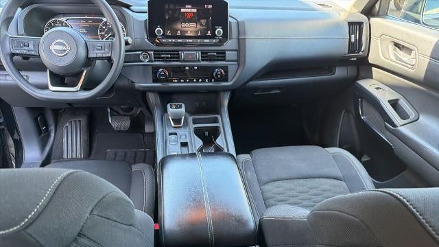 2023 Nissan Pathfinder S