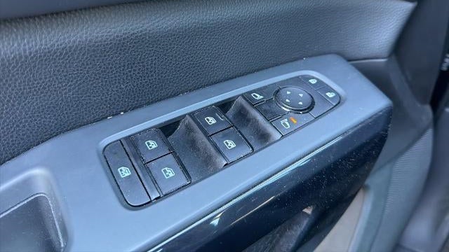 2023 Nissan Pathfinder S