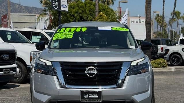 2024 Nissan Pathfinder S