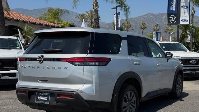 2024 Nissan Pathfinder S