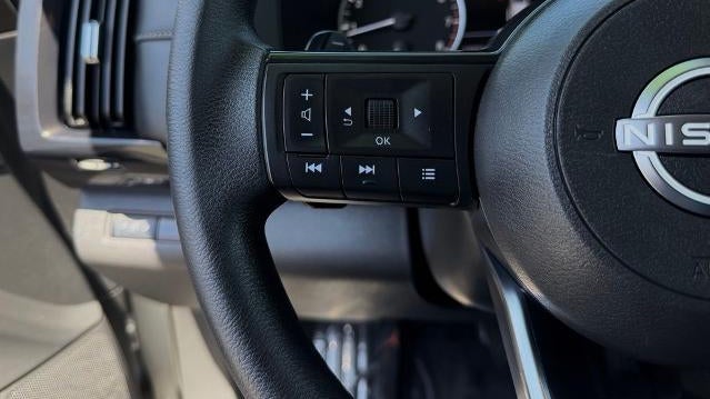 2024 Nissan Pathfinder S