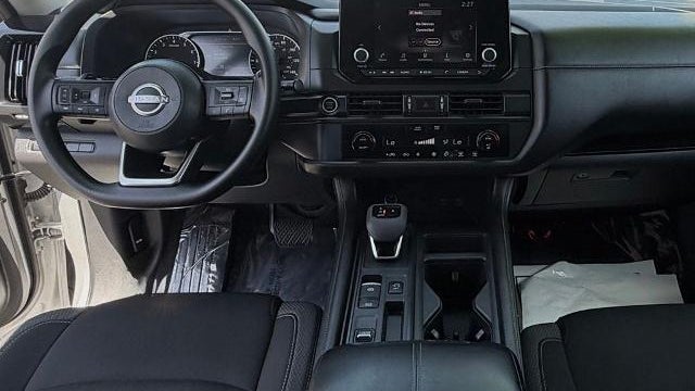 2024 Nissan Pathfinder S