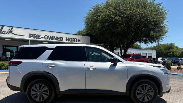 2023 Nissan Pathfinder S