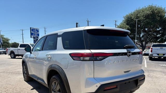 2023 Nissan Pathfinder S