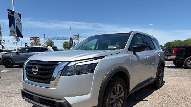 2023 Nissan Pathfinder S