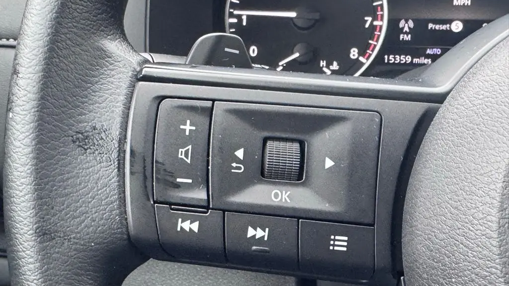 2025 Nissan Pathfinder S
