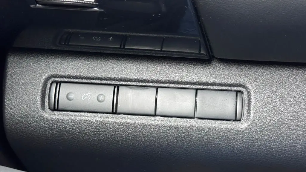 2025 Nissan Pathfinder S