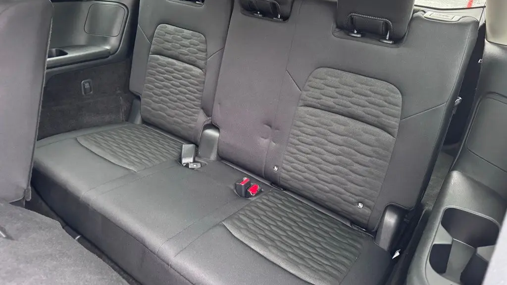 2025 Nissan Pathfinder S