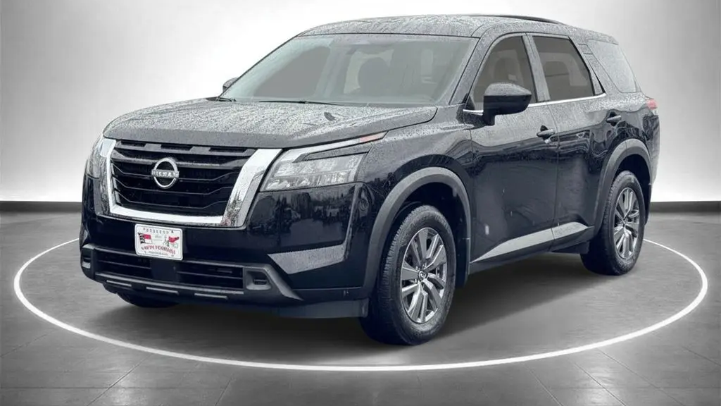 2025 Nissan Pathfinder S