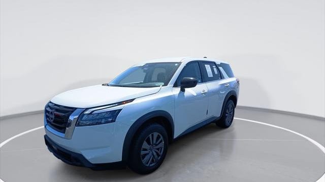 2024 Nissan Pathfinder S