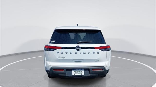 2024 Nissan Pathfinder S