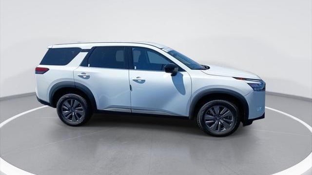 2024 Nissan Pathfinder S