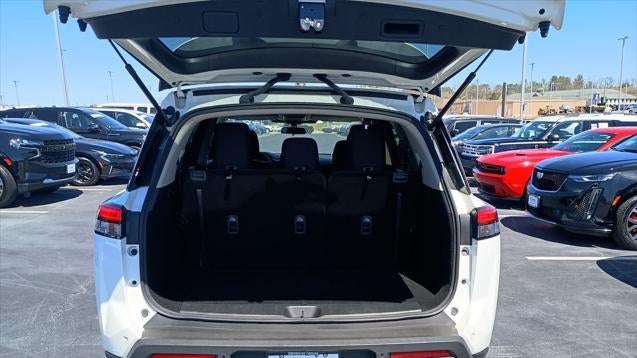 2024 Nissan Pathfinder S