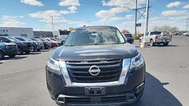 2022 Nissan Pathfinder S