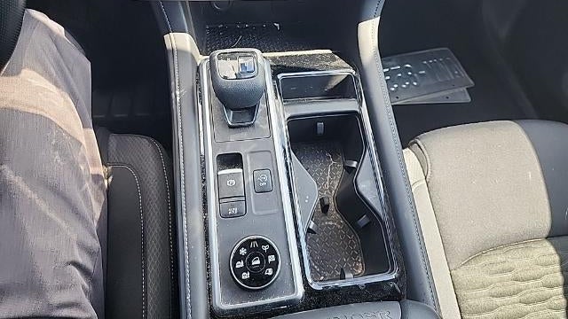 2022 Nissan Pathfinder S