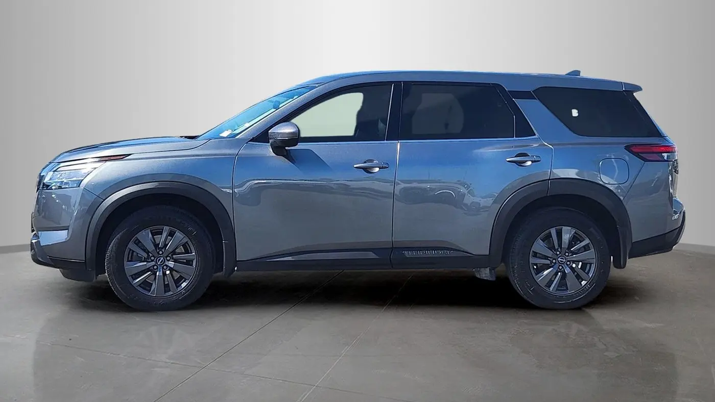 2022 Nissan Pathfinder S