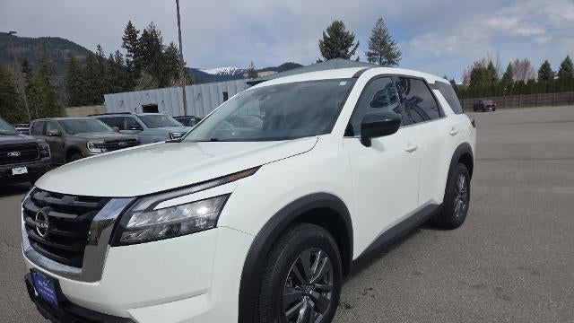 2024 Nissan Pathfinder S
