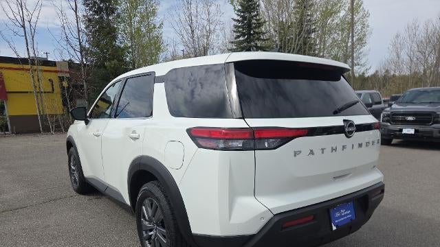 2024 Nissan Pathfinder S
