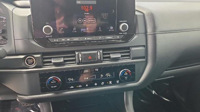 2024 Nissan Pathfinder S