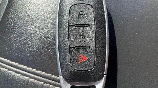 2024 Nissan Pathfinder S