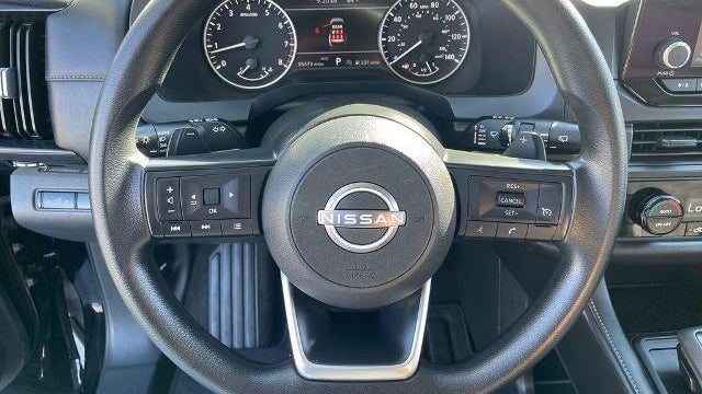 2024 Nissan Pathfinder S