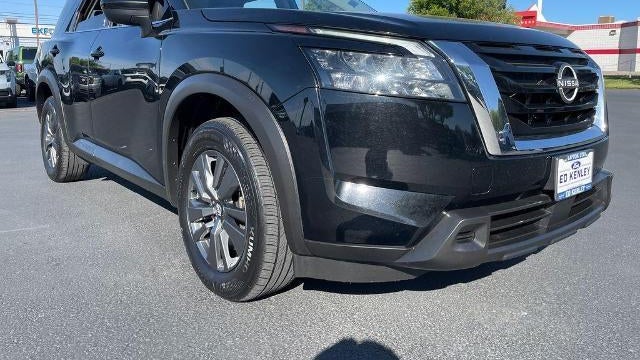 2024 Nissan Pathfinder S