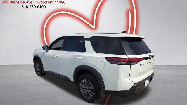 2025 Nissan Pathfinder S