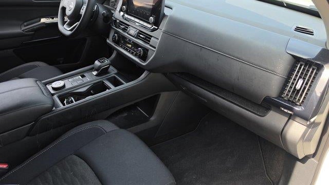 2025 Nissan Pathfinder S