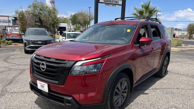 2024 Nissan Pathfinder SV