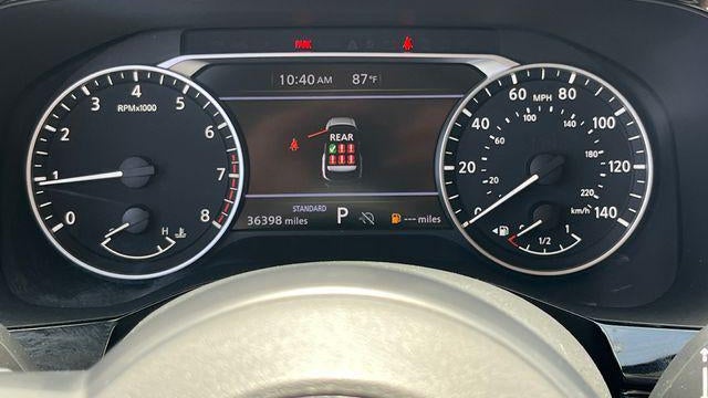 2024 Nissan Pathfinder SV