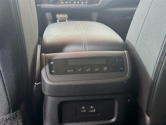 2024 Nissan Pathfinder - $23,897