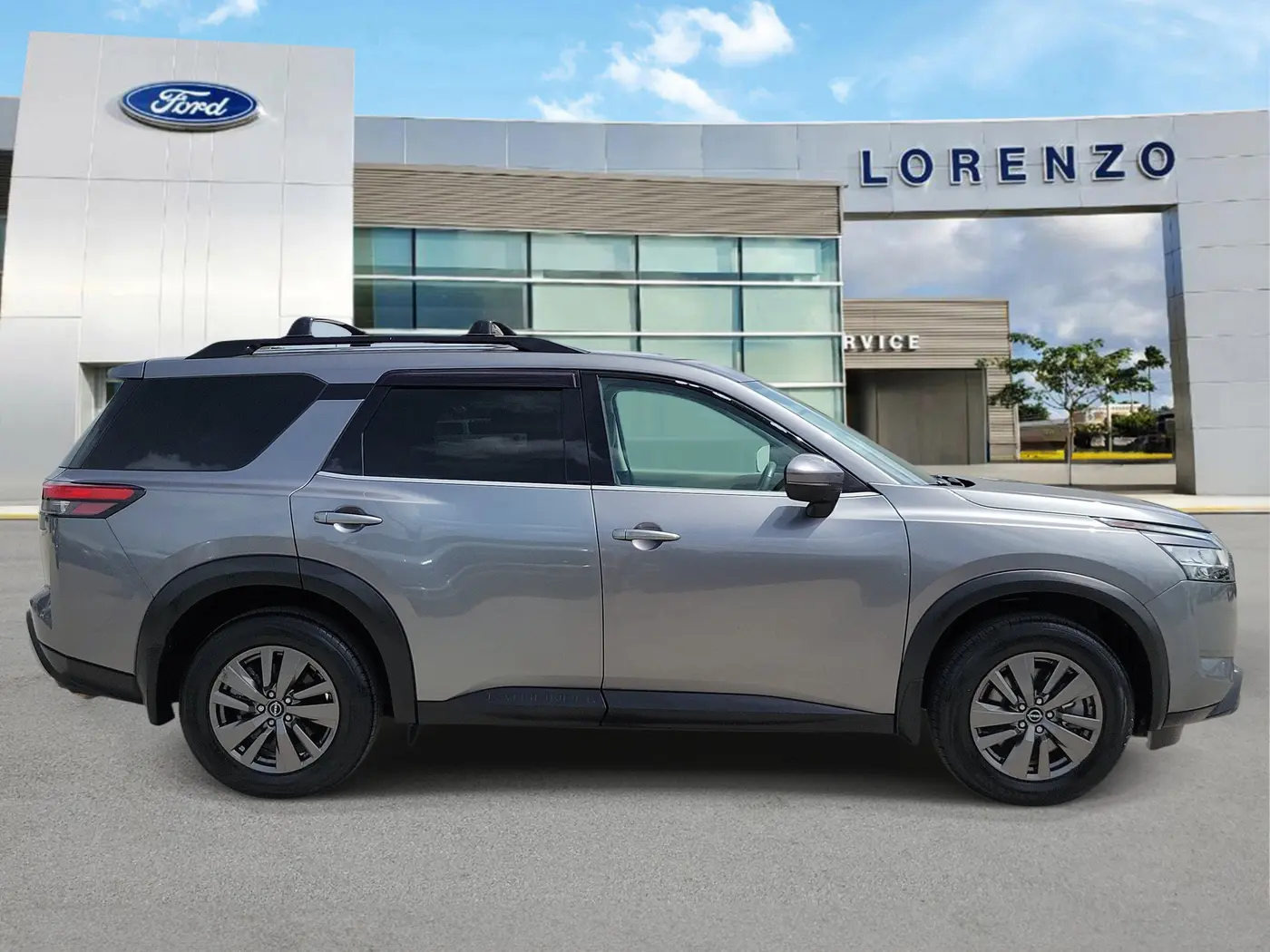 2022 Nissan Pathfinder - $19,880